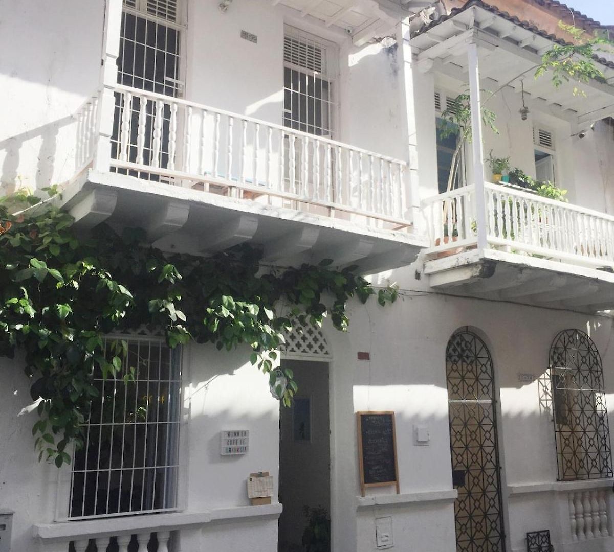 Cozy Old Apartment Cartagena