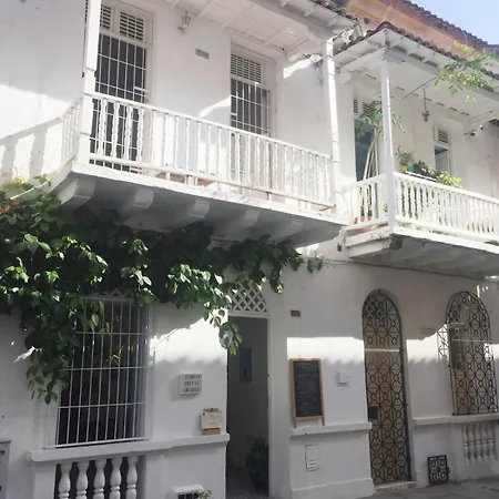 Cozy Old Apartment Cartagena